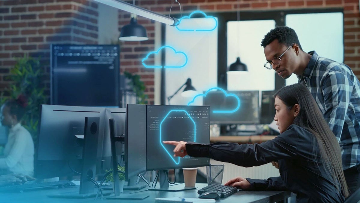 two-operators-FactoryTalk-Design-Studio-cloud-monitor.2400